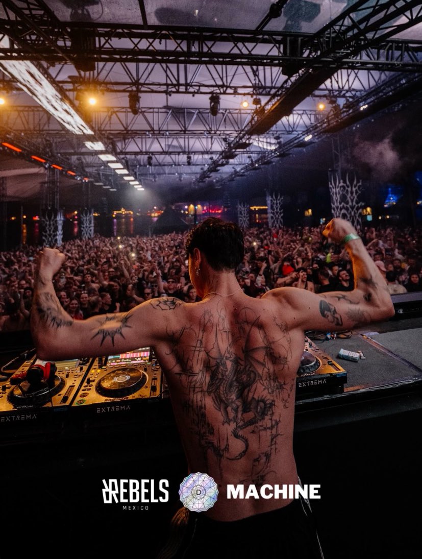 FANTASM en Puebla 

50% SOLD OUT

Viernes 17 | OCTUBRE | 25

X Rebels Mx + Diente de León + Machine

Boletos: shows.link
shows.link/fantasm-en-pue…