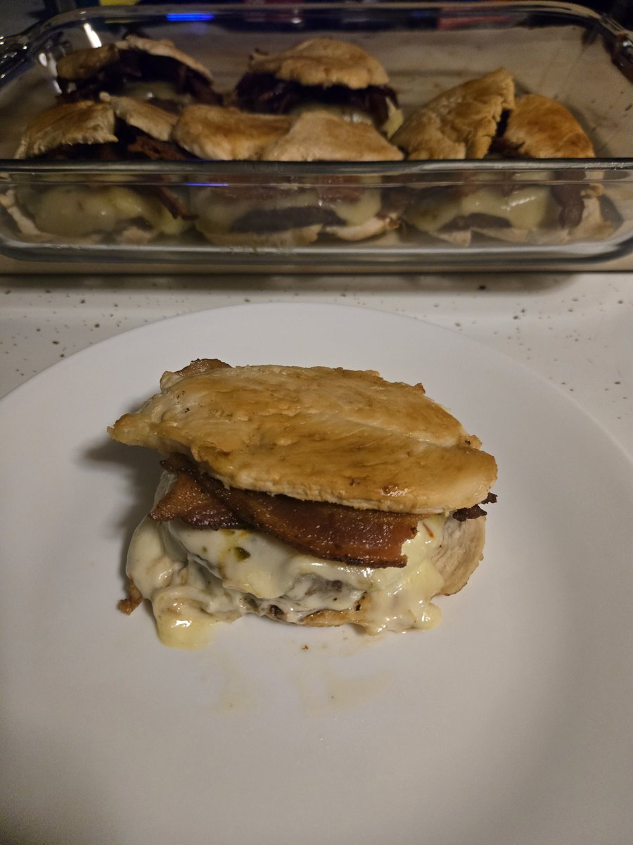 Lunches prepped for the week, all meat burgers!