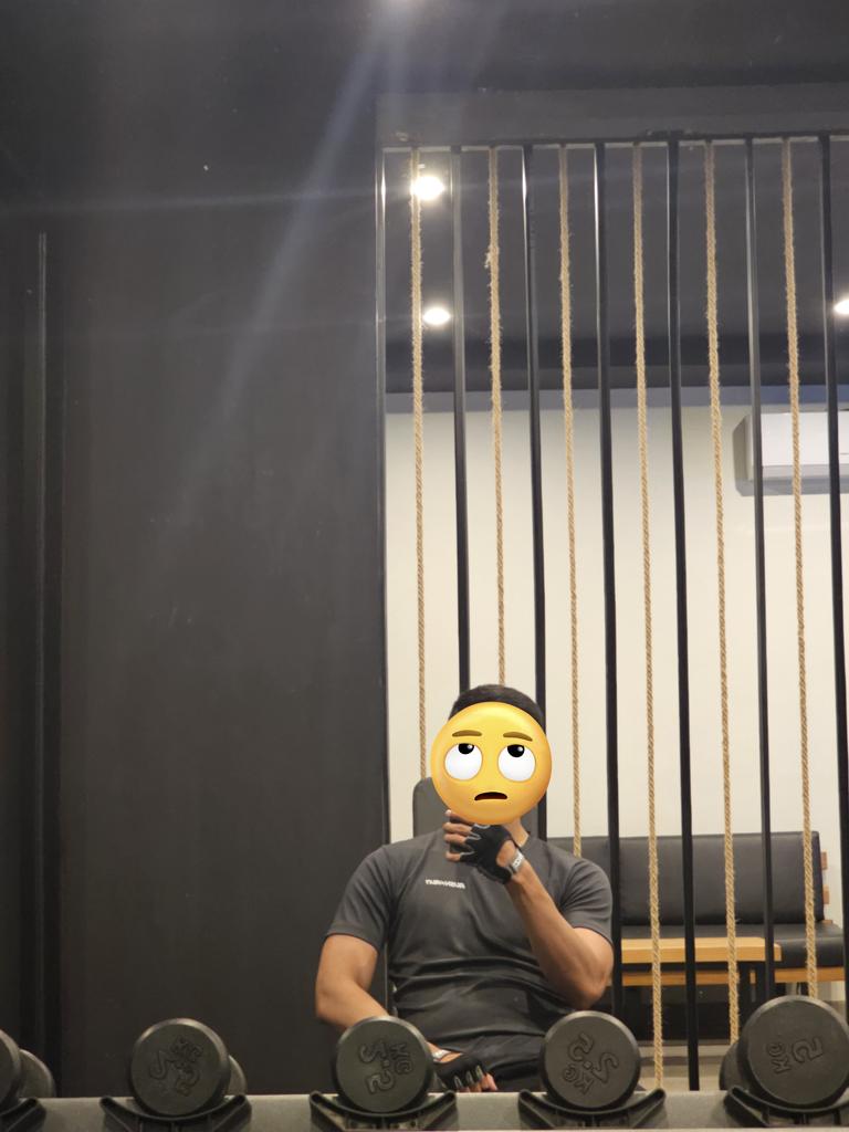 islandboi tweet media