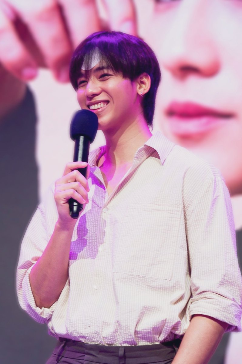 FlukePongsapat Fanbase (@flukefanbase) on Twitter photo 𝙎𝙤𝙪𝙣𝙙𝙘𝙝𝙚𝙘𝙠!
มาซ้อมแต่เช้า ไม่ตื่นเต้นเท่าไหร่นะ แค่มาถึงงานคนแรก 😝 
FLUKE NEW ASPIRATION
#FlukeNewAspirationDay
#FlukePongsapat #ฟลุ๊คจ์พงศภัทร์ 𝙎𝙤𝙪𝙣𝙙𝙘𝙝𝙚𝙘𝙠!
มาซ้อมแต่เช้า ไม่ตื่นเต้นเท่าไหร่นะ แค่มาถึงงานคนแรก 😝 
FLUKE NEW ASPIRATION
#FlukeNewAspirationDay
#FlukePongsapat #ฟลุ๊คจ์พงศภัทร์