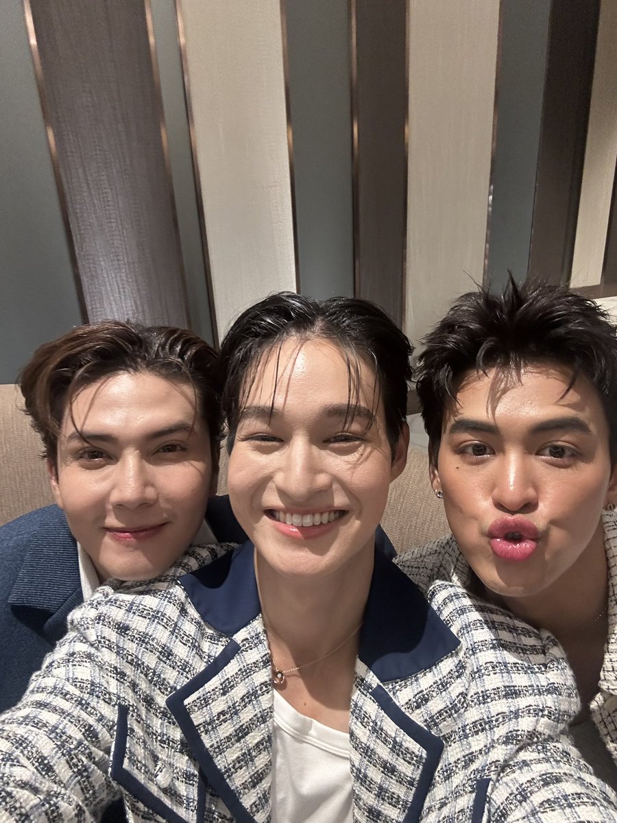 ขอบคุณนะครับที่มาหาพวกเราวันนี้ กลับบ้านกันดีๆนะครับ ไว้เจอกันงานหน้าน้าา😍  @feroskhan_sun <a href="/Filmji1995/">Filmjirayu</a> 
<a href="/go2_infinity/">Go2infinity</a> 

#lovermerman
#PoonAkk_s
#SunFeros
#FilmJirayu