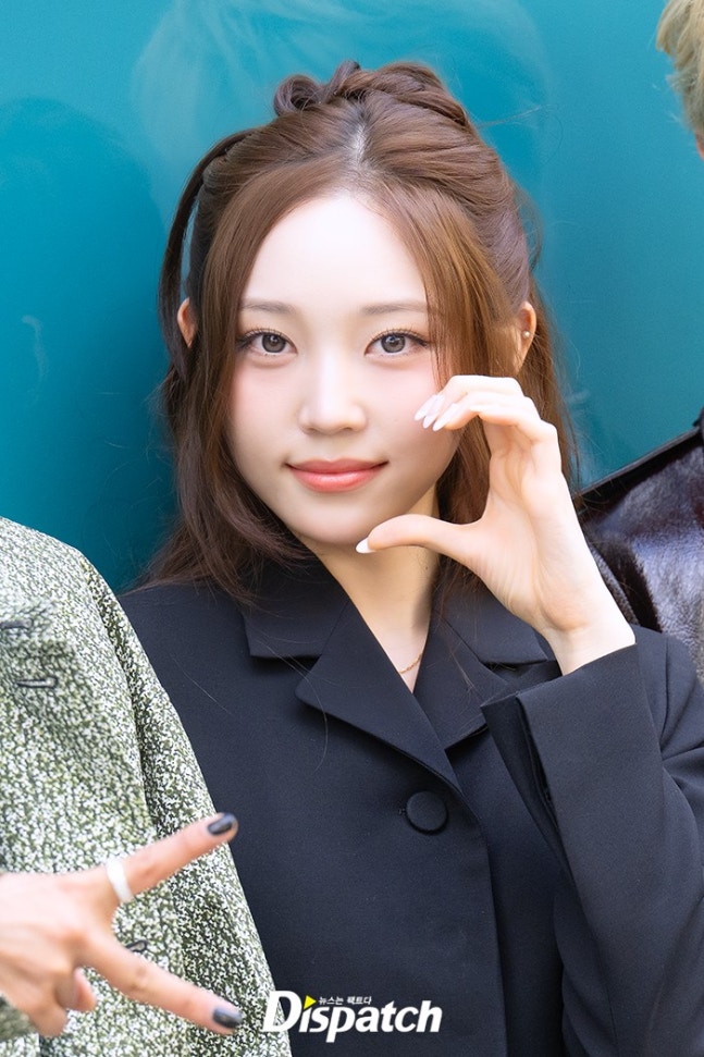 LEE YOUNGSEO CHARTS tweet media