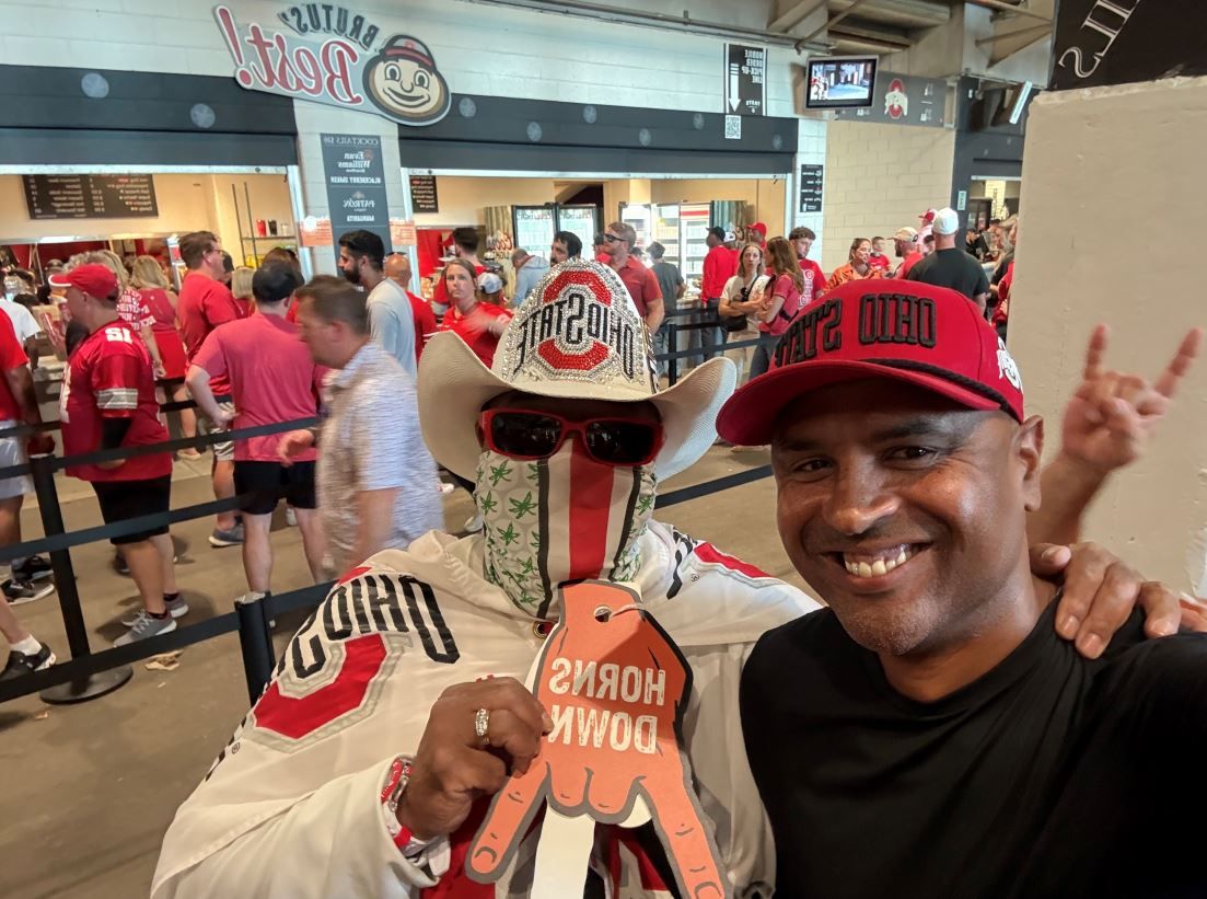 🏈 What a game! My Buckeyes take down Texas with an incredible performance! Buckeye Nation, road to the repeat begins! #GoBucks #OhioState #BeatTexas #CollegeFootball #PlayoffPush