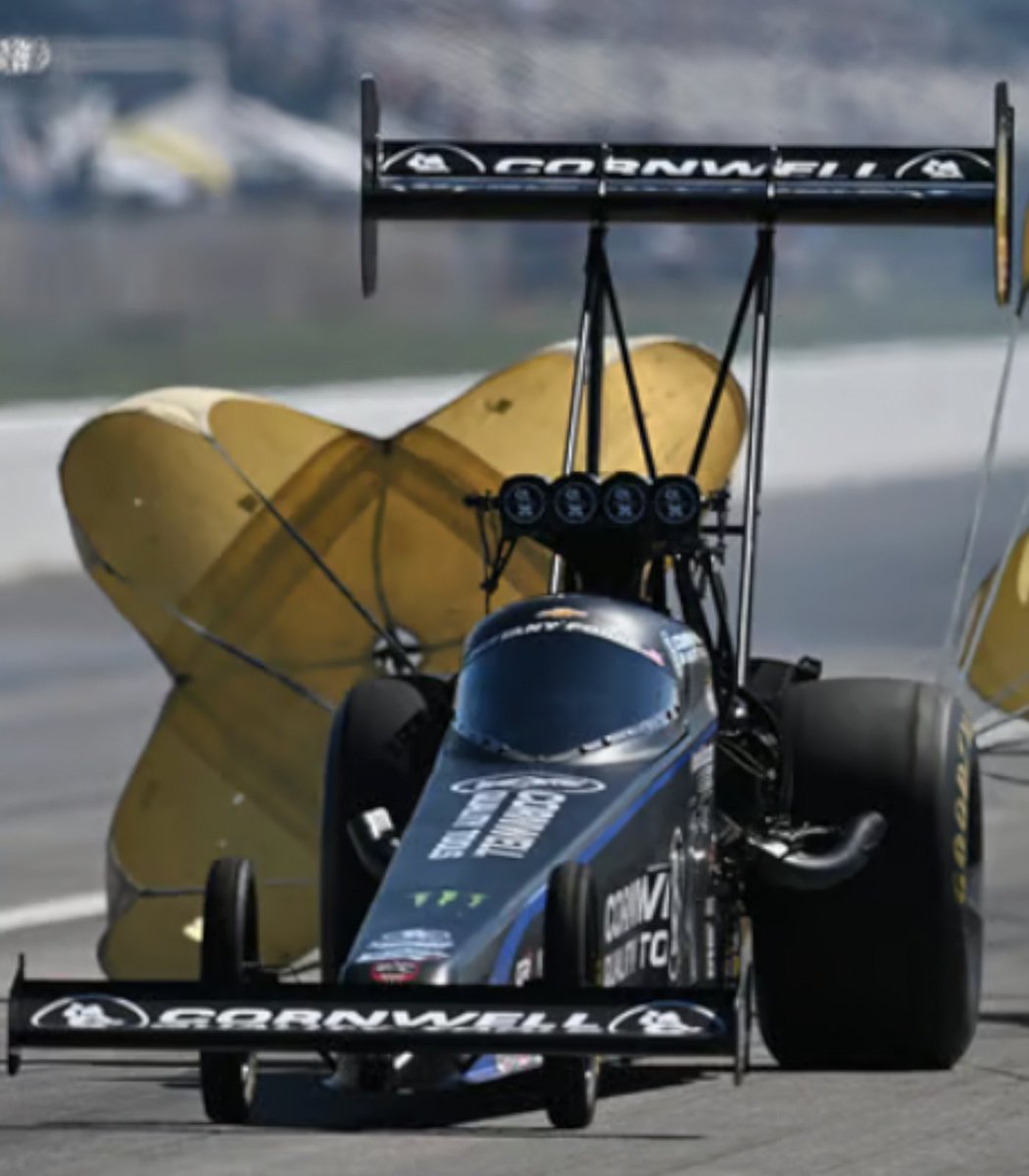Dexerto's tweet image. Britanny Force has made history going 343.51 mph in her Top Fuel dragster car
She becomes the fastest person ever on a drag strip, breaking her own record of 343.16 mph