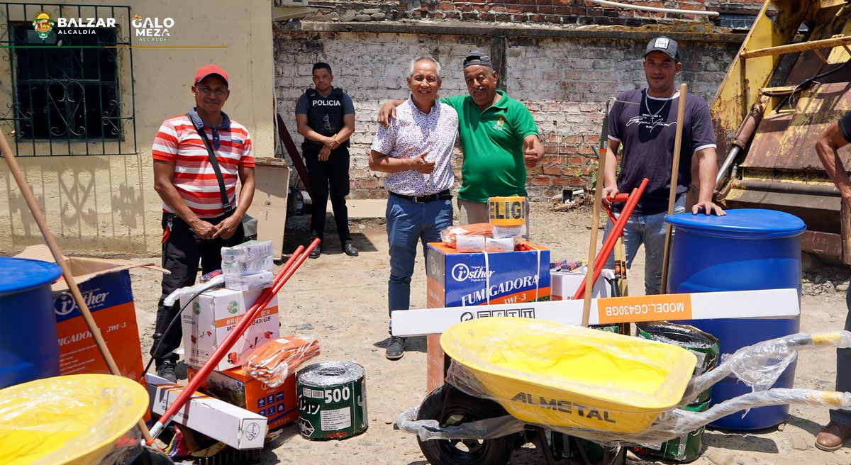 MunicipioBalzar's tweet photo. Entrega de Herramientas para la Operatividad y Mantenimiento de los Cementerios Municipales del Cantón Balzar. #alcaldiadebalzar #somoselcambioalprogreso #balzar https://t.co/DkzoM4LTgX