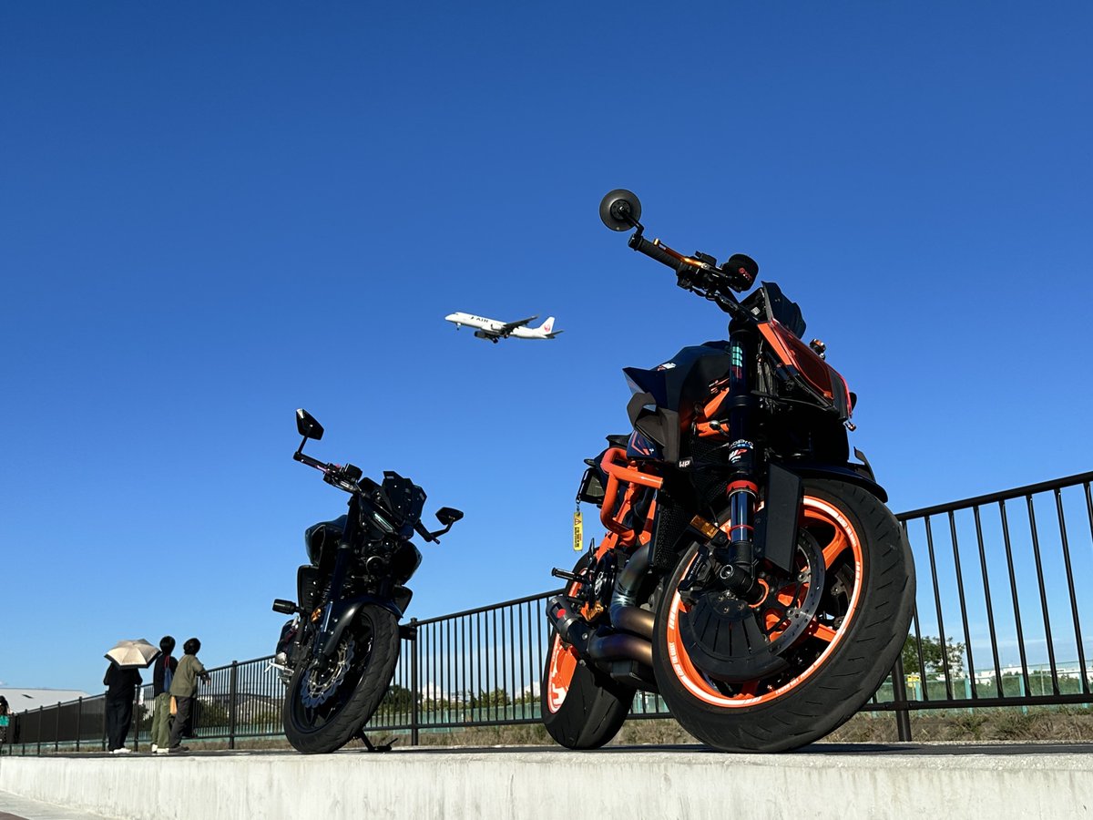 伊丹のフォトツーめっちゃ良かったし絶対また行きたい

ハゼくんの撮った飛行機の写真めっちゃ良かった📸