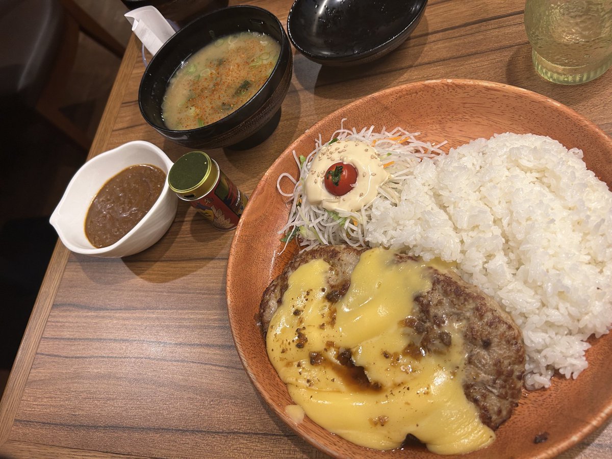 くらいやがれー！！！