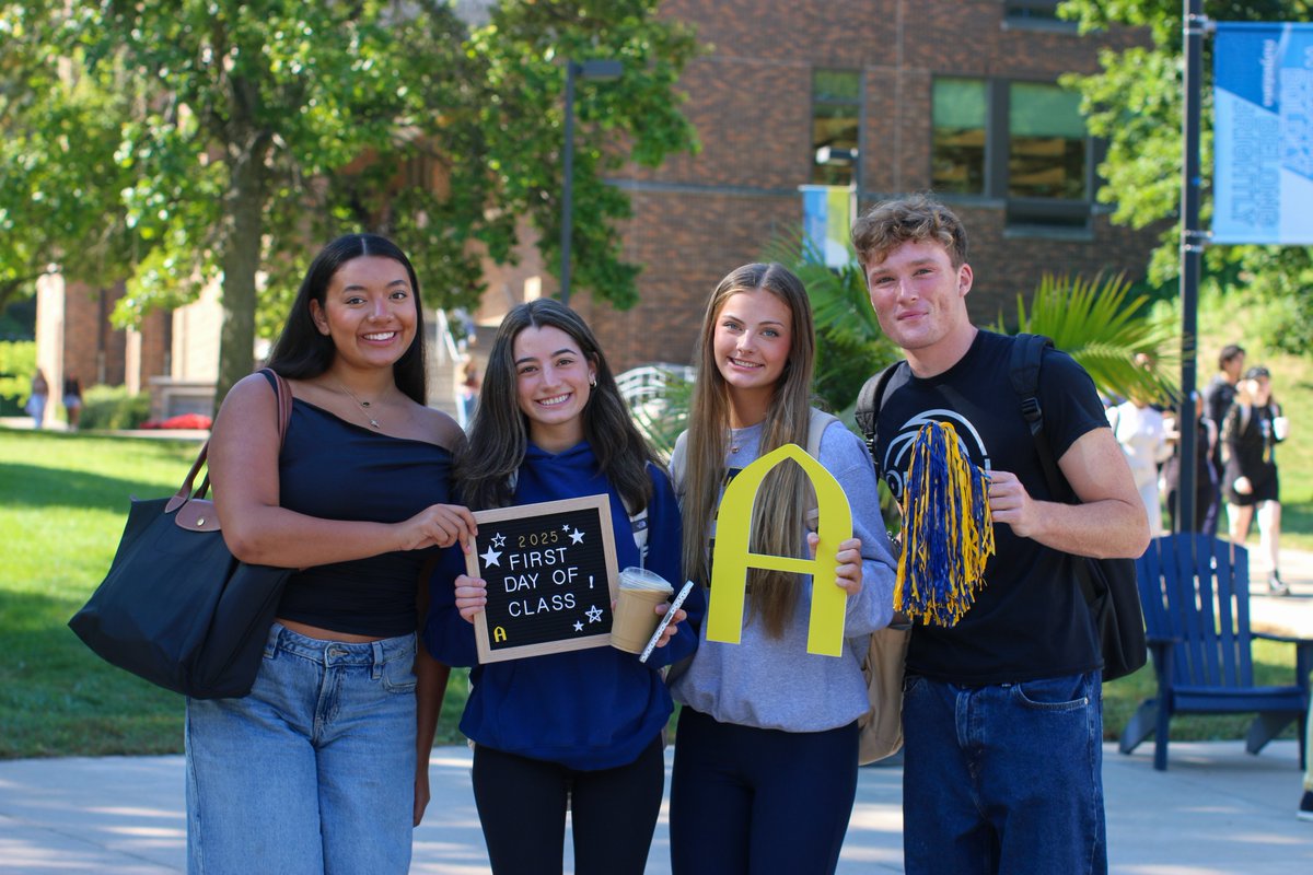 Happy first day of classes, Vikings! 💙💛 It's going to be 𝓐 great year!

More photos: bit.ly/45Kx9I7