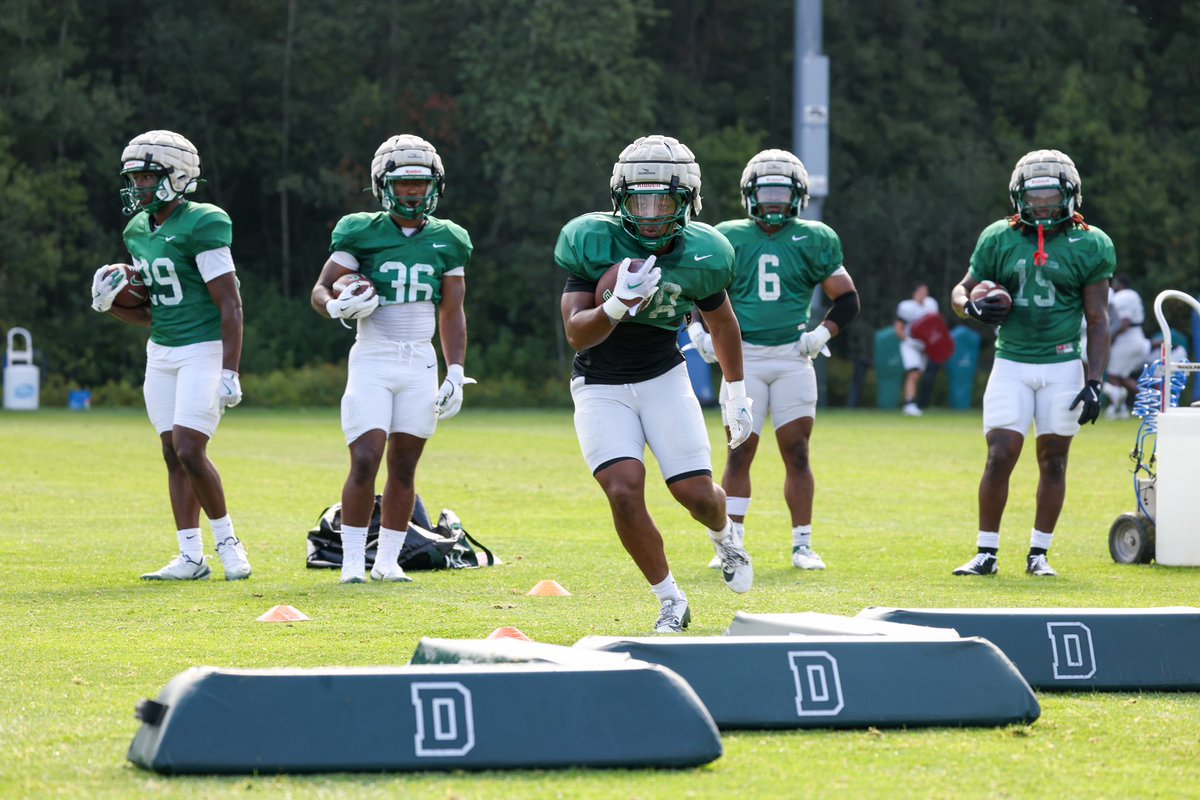 DartmouthFTBL's tweet image. One more sleep ‘til scrimmage #1

#GoBigGreen | #TheWoods🌲