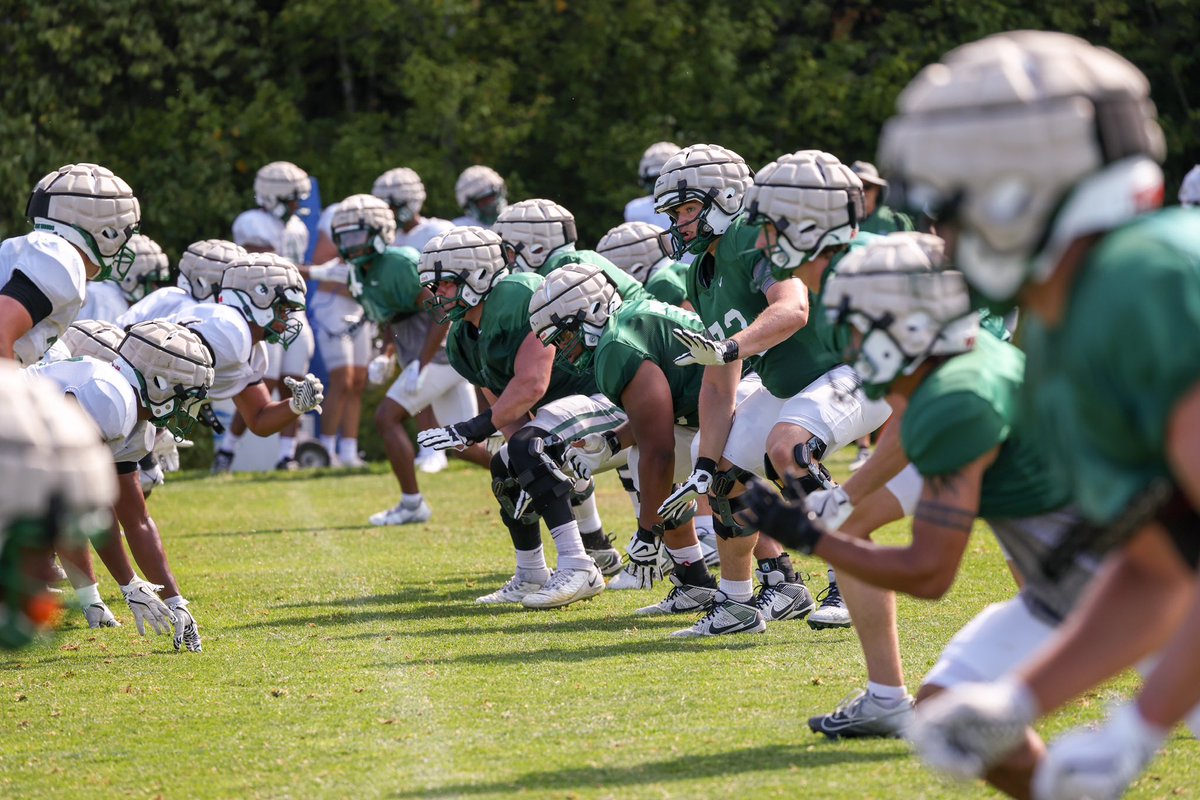 DartmouthFTBL's tweet image. One more sleep ‘til scrimmage #1

#GoBigGreen | #TheWoods🌲
