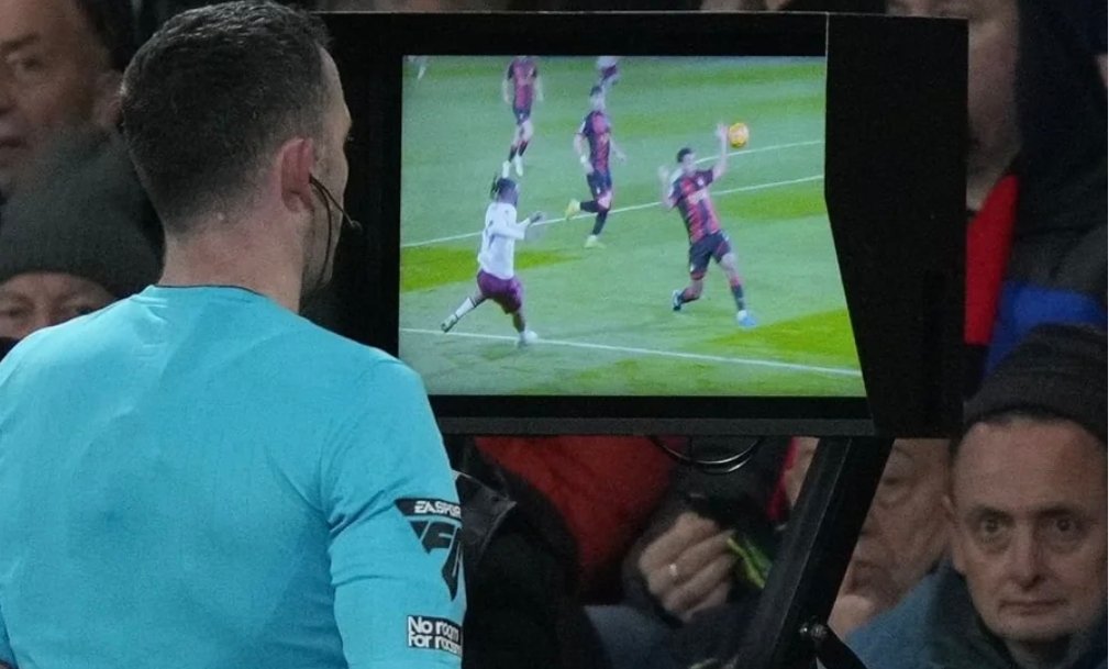 Football was better before VAR and PSR.

Like if you agree.

#football #VAR #PSR #PremierLeague #SerieA #Bundesliga #Ligue1 #LaLiga