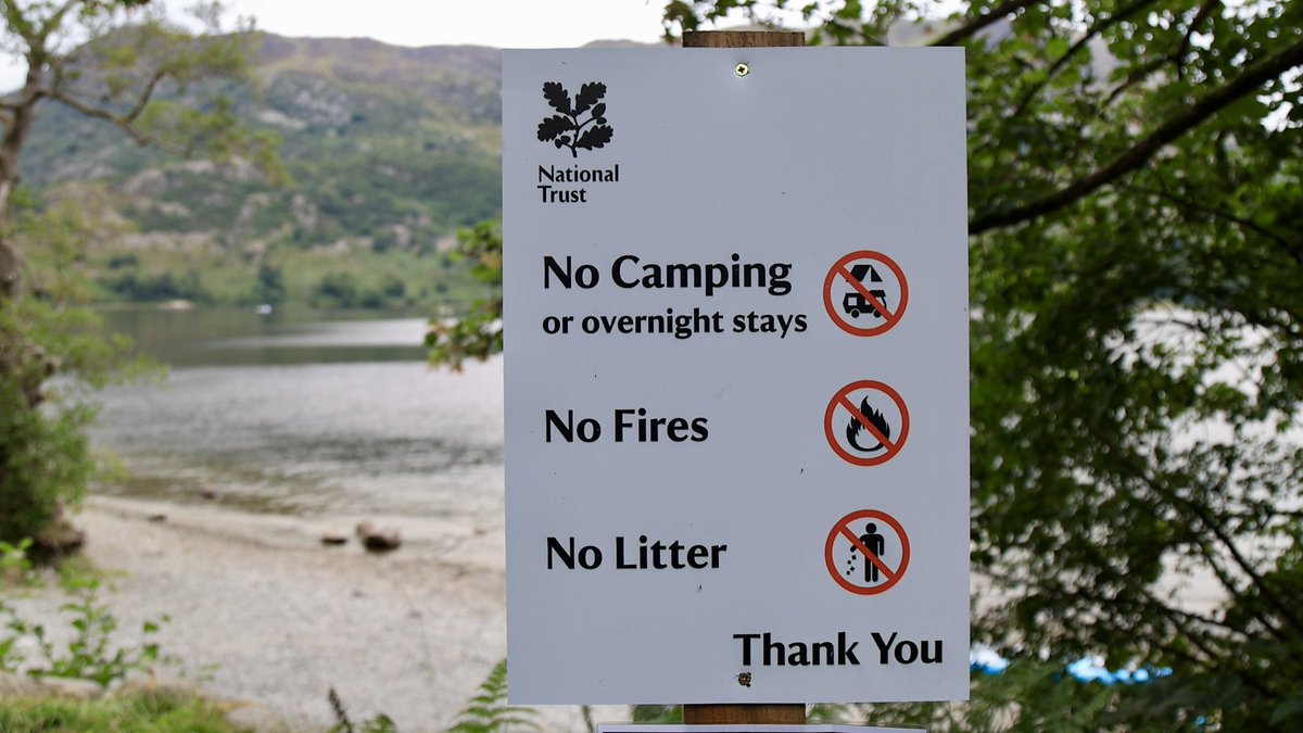 Nice chatting with <a href="/PaddyGalbraith/">Patrick Galbraith</a> today who’s writing a feature for <a href="/Telegraph/">The Telegraph</a> about the terrible “fly camping” and litter issues that’s become endemic in the #lakedistrict 💔😢 Strikes me there’s a clear disconnect and disrespect for #nature nowadays by many who visit 😢