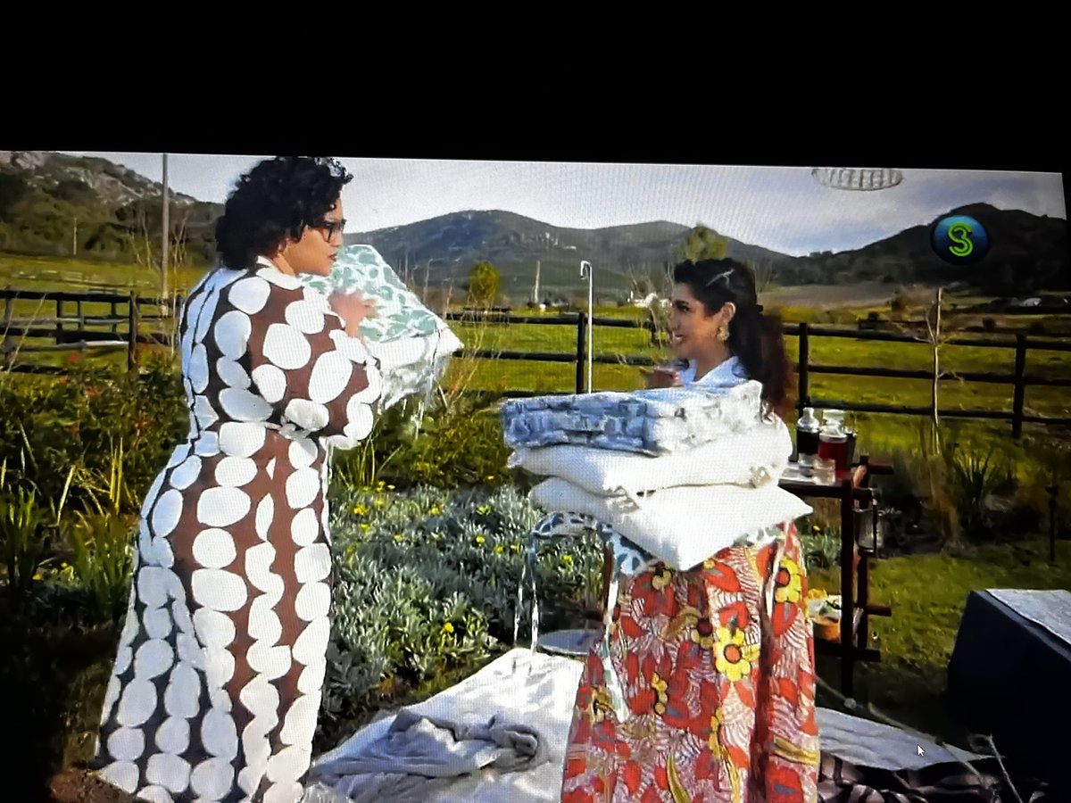 tswana_gent's tweet image. These are picnic essentials 😳 i hope you taking notes because PEP Home has amazing stuff 🙂‍↕️ so RUN DON’T WALK ! #AfternoonExpress #PEPHomeExpress