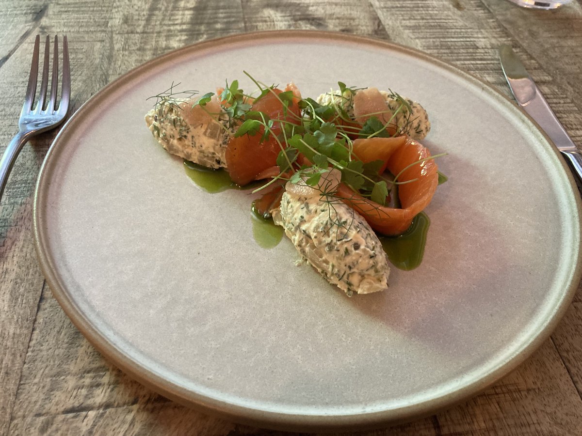 MichelinGuideUK's tweet photo. The perfect lunchtime dish: cured trout with creamed potatoes @ThePackHorse1 

#Hayfield #Derbyshire 

https://t.co/3gyKXHFTqc https://t.co/CtO90438gW