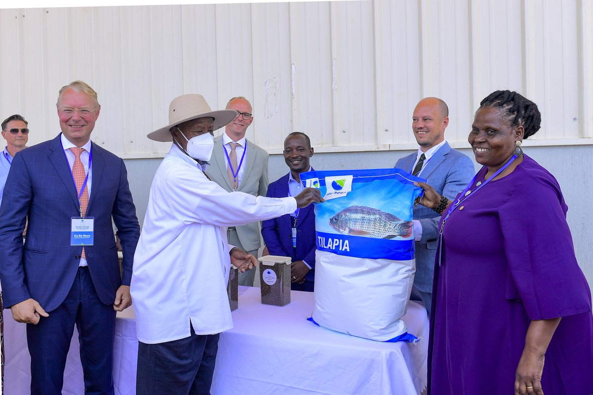 KagutaMuseveni's tweet image. Today, I officially commissioned the De Heus Fish Feed factory in Njeru, Buikwe district. This development follows my recent PDM  tour which included fish farming. I addressed the challenge of fish feed availability with the National Enterprise Corporation, and I am happy to see…