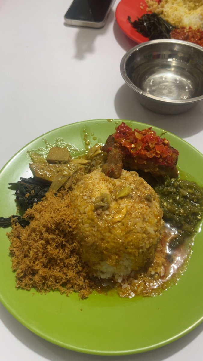 dianoots's tweet photo. nasi padang i love u https://t.co/JjDxPGTsQs