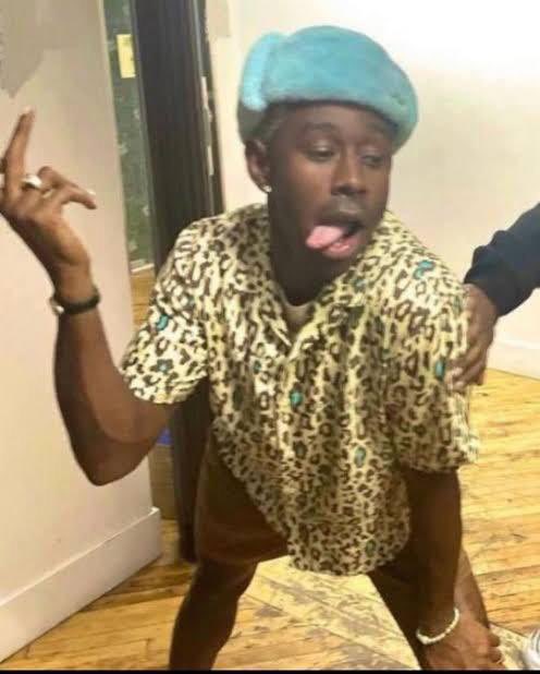 me heading down to the linc on septa to tailgate the eagles game i don’t have tickets to