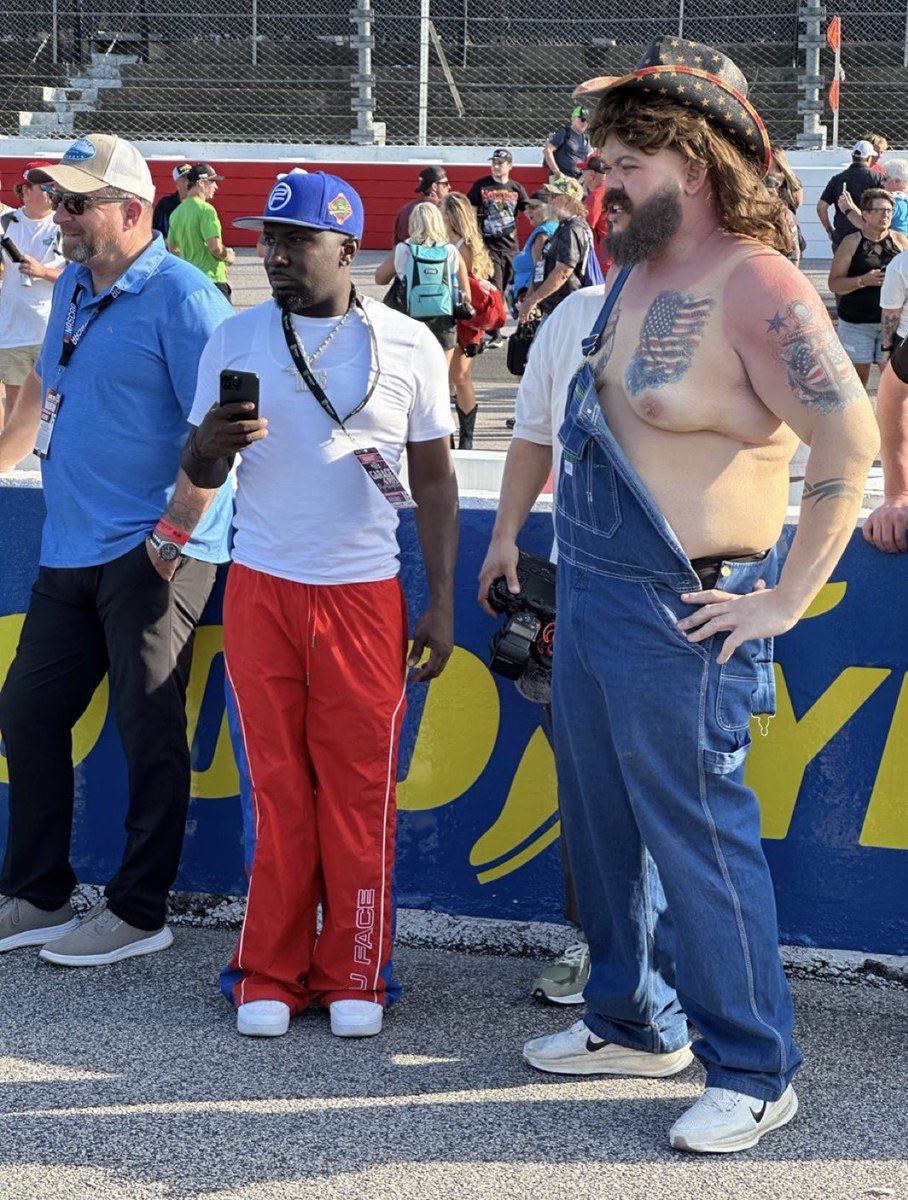 kirawontmiss's tweet image. NO WAY THATS DRUSKI????😭