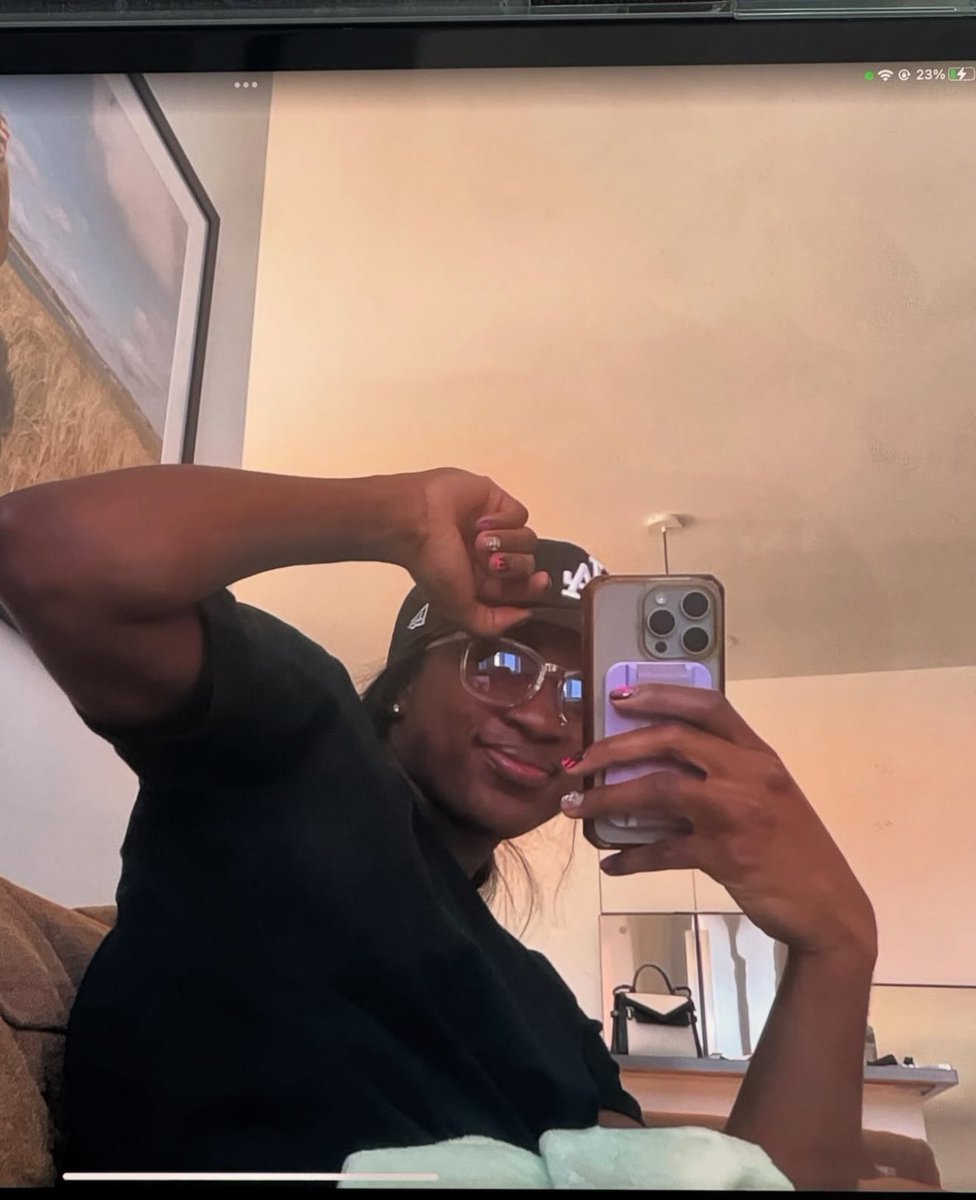 avahateswbb☆ tweet media