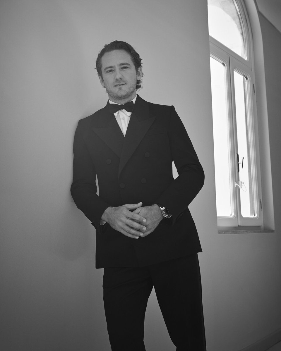 james (@l_james_p_) on Twitter photo Lewis Pullman at the 82nd Venice Film Festival #Venezia82 ✨
📸: Saskia Lawaks
Via <a href="/harpersbazaarus/">Harper’s BAZAAR</a>
🔗: harpersbazaar.com/fashion/g65957… Lewis Pullman at the 82nd Venice Film Festival #Venezia82 ✨
📸: Saskia Lawaks
Via <a href="/harpersbazaarus/">Harper’s BAZAAR</a>
🔗: harpersbazaar.com/fashion/g65957…