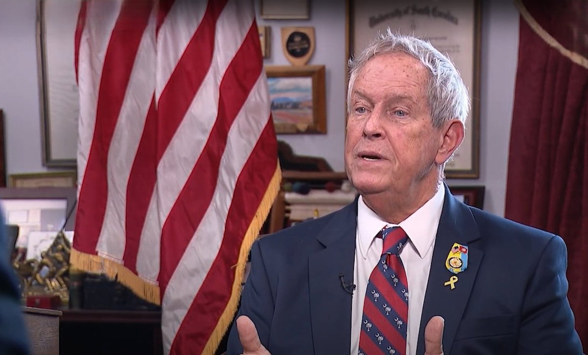 🚨النائب الأمريكي جو ويلسون عبر منصة X: 

📌نجاح الرئيس الأمريكي دونالد ترامب في تعزيز السلام والازدهار في الشرق الأوسط يتم تطبيقه من قبل شخص وطني هو السفير توم براك  

📌شهدتُ الأسبوع الفائت بأم عيني في كل من الأردن وسوريا ولبنان زيارة الوفد الأمريكي من كلا الحزبين برئاسة