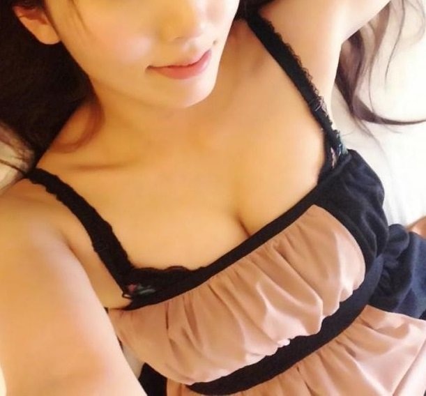 acpin8srid's tweet image. ここで会える子びっ◯ちばかりで入れ喰い状態wwwこないだ会った子もサイトで知り合ってLINE交換して、意気投合wwwちなみに会うきっかけになったサイトがコレ→bit.ly/36OfLDD