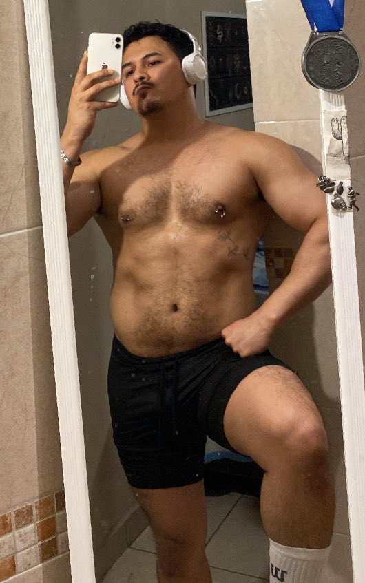 También yo pues todo enorme