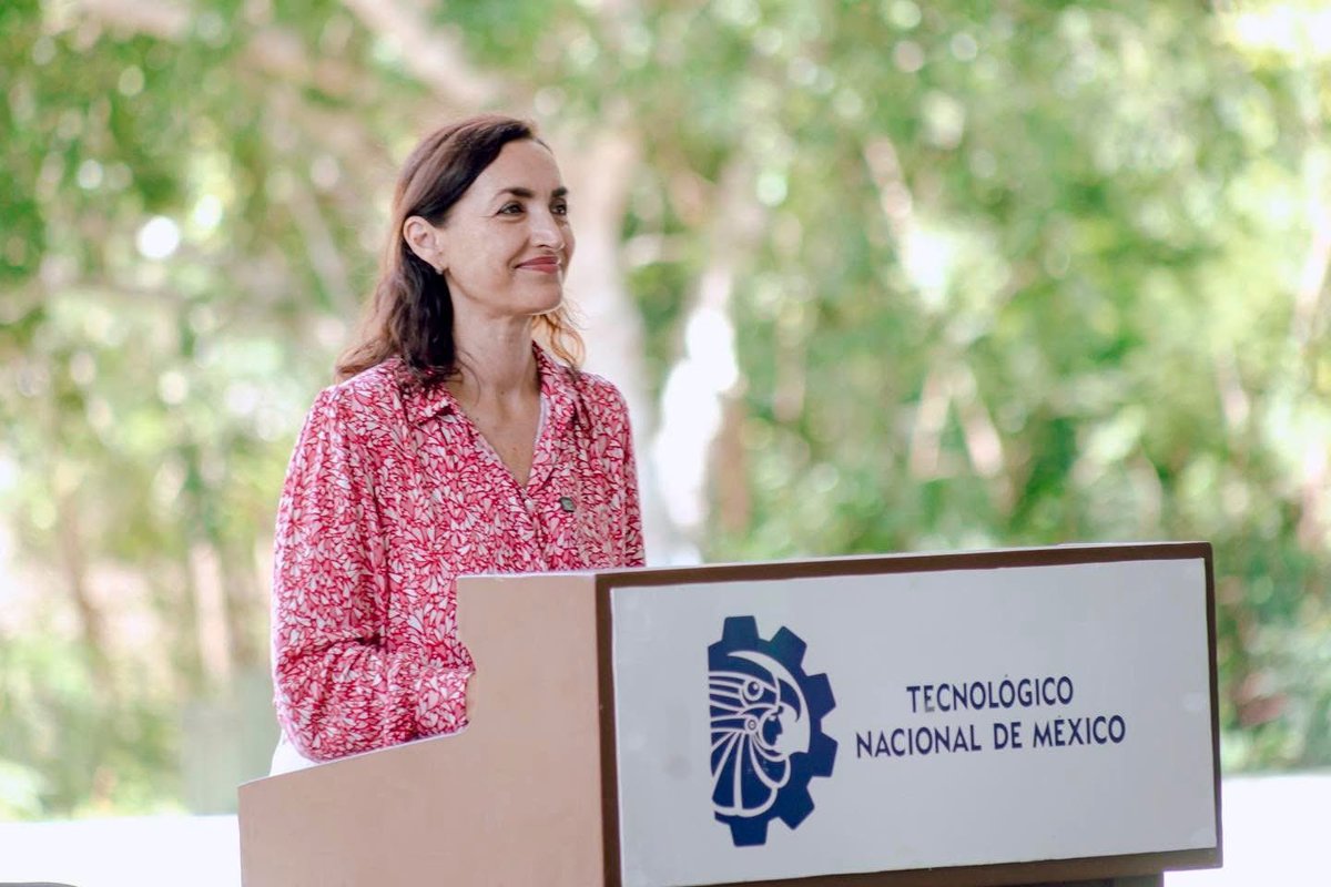 Participamos en el aniversario del Instituto Tecnológico de Conkal, una institución clave para el desarrollo académico y científico de Yucatán. 🙏 

Reconocemos la trayectoria del personal docente que ha dedicado su vida a la formación de generaciones.