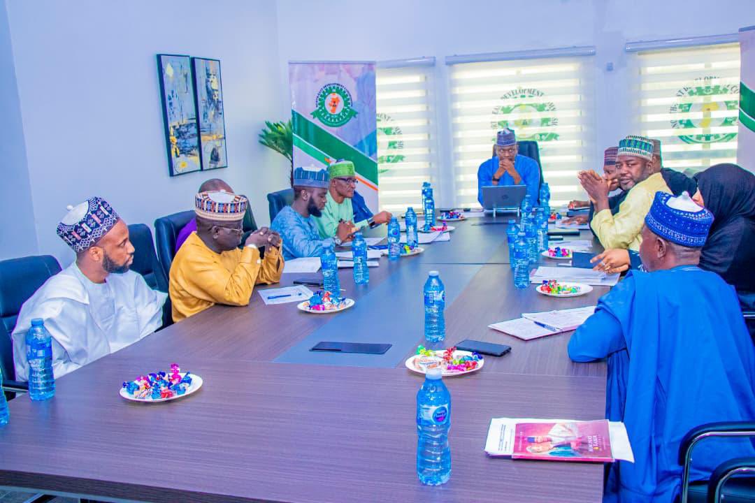 Alibrahimabbas's tweet image. The NEDC on 2nd September 2025, held a strategic State stakeholders&apos; engagement meeting at its Yobe State Office in Damaturu on a Community Targeted Social Health Insurance Program (CTSHIP) aimed at supporting the most vulnerable people in Yobe State. #NEDC:WinningTogether