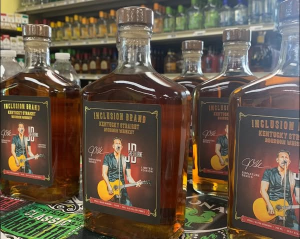 InclusionBrand's tweet photo. #Shepherdsville #Hillview #Kentucky we are here!!
Rapid Liquors just off Preston Hwy, in Shepherdsville, now has our @JDSHELBURNE's 101 Proof Signature Series and our Inclusion Brand Kentucky Straight 92 Proof Bourbon!!
Rapid Liquors
3390 Burkland Blvd
Shepherdsville, KY 40165 https://t.co/FJh9ihEevT