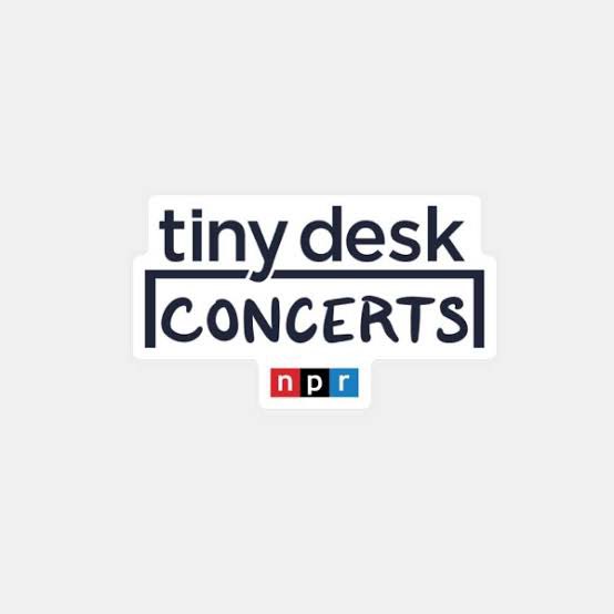 rapoutcontext's tweet photo. Tiny Desk ganhará uma versão brasileira ainda em 2025!!! 🇧🇷

O projeto produzido pela NPR, marcado por diversos artistas brilhantes chegará ao brasil após o calor do público brasileiro. Inclusive Seu Jorge já participou do projeto original. https://t.co/5ZDhy53x2N