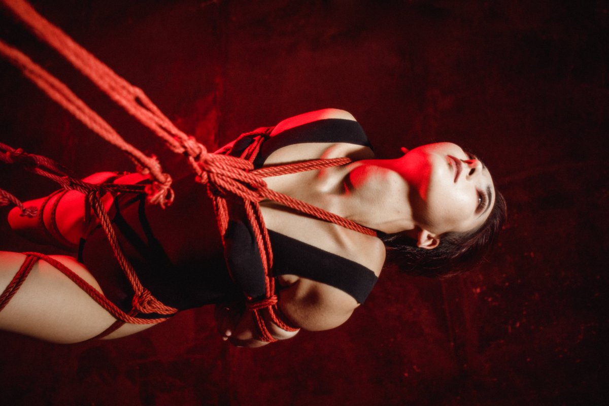 Юпитер, которая не пропускает ни одного сеанса шибари

boosty.to/annaprovidence #boosty #gm #boostymodel #нюдсочетверг