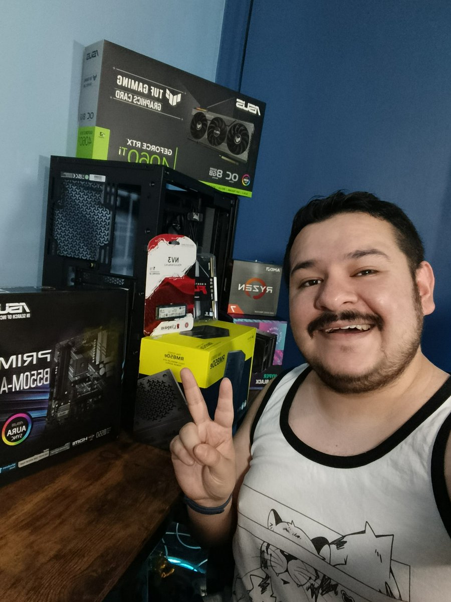Ya armando la pc en stream!!! 

Twitch.tv/soyalanh