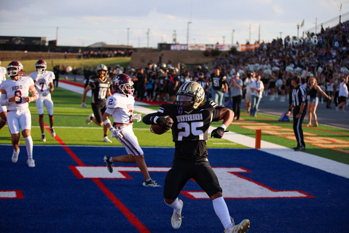 Bo Davis, my nephew, is in the running for Texas OPOTW from SI. 

Vote here: si.com/high-school/te…