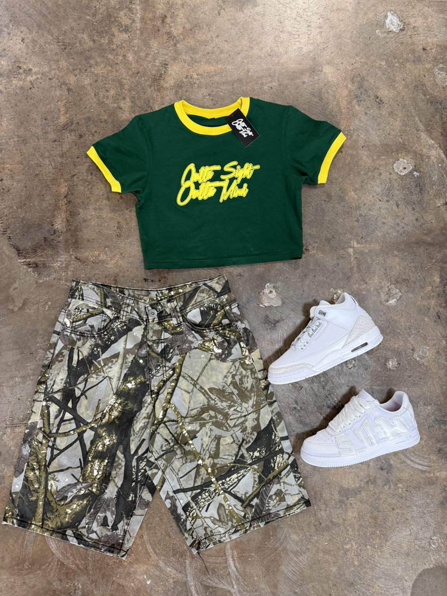 RonnieNotRondo's tweet image. Which fit your favorite? 
#OSOM #ladiesfashion #HTX #fashioninspo #fashionstyle #Streetwear