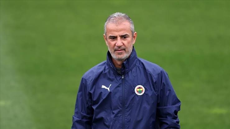 İsmail Kartal’ın ne başarısı varmış. Haoness çok başarılıymış kaç maçını izledin pezevenk. Mourinho’dan daha mı başarılı kariyeri

İsmail Kartal sizin burada köpek olduğunuz Jesus ve Mourinho’dan çok daha iyi oynattı daha fazla puan aldı onlar gibi her maç Galatasaray’a yenilmedi