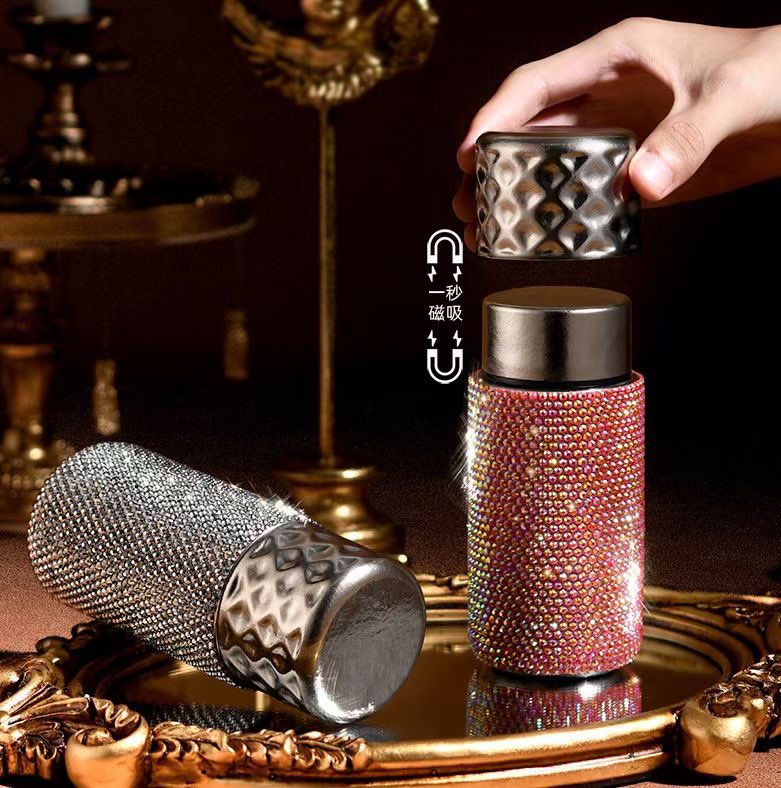 RuitoCup's tweet image. Hydration just got a major upgrade! 💎 

Introducing our Mini Rhinestone Vacuum Cup. 

✨ Double-layer pure titanium 
✨ Antibacterial &amp;amp; fresh 
✨ 1-sec magnetic snap lid Sip in style, anywhere!

#MiniRhinestoneCup #PureTitanium #VacuumCup #TechStyle #GadgetFinder