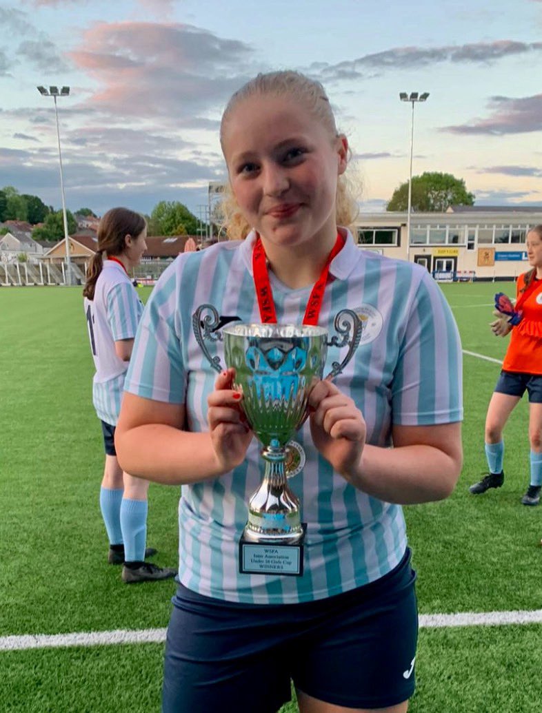 TurfsLadies's tweet image. TRANSFER IN⬅️

Another day, another transfer. Proud to say that Llio Morgan has changed shades of green and transferred in from @AberTownWomen. A Welsh Schools Cup winner, we are excited for her to get scoring! 
#Turfs #TurfsLadies #NewStriker