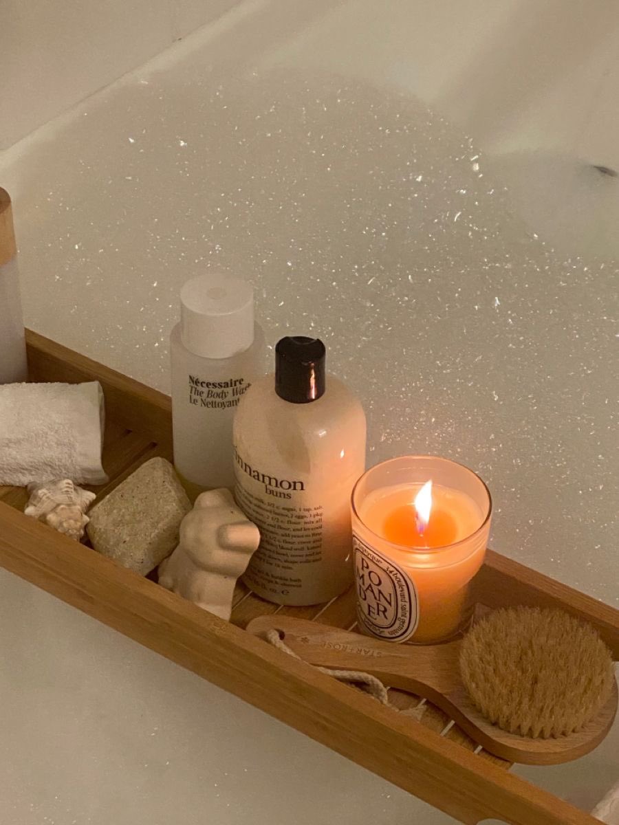 september is finally here 🧦🍁🍂🪵🧸