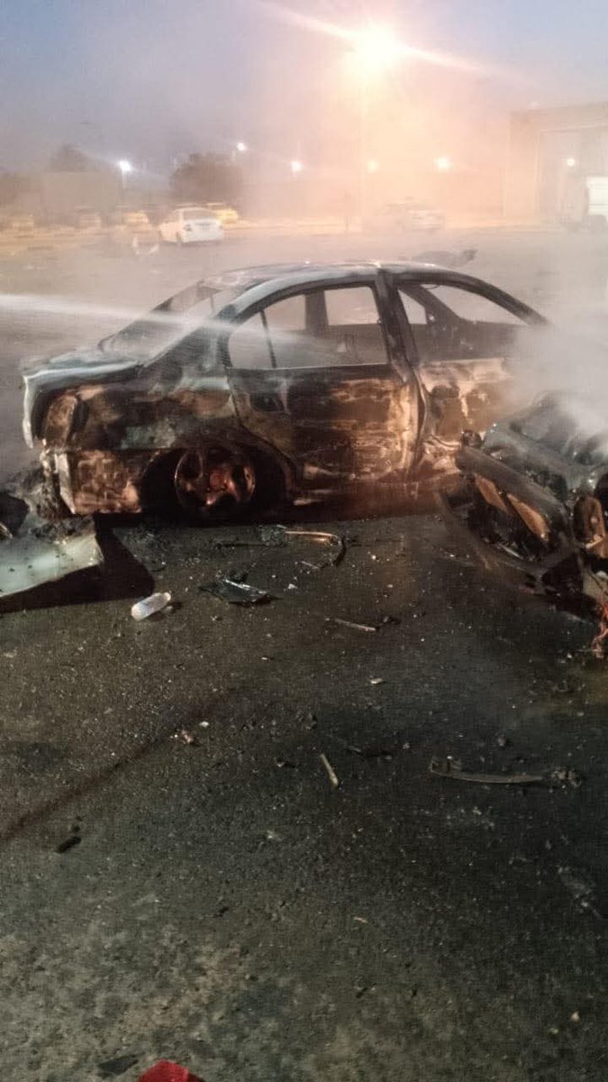 🔴 Breaking | A suicide attacker has detonated a vehicle full of explosives at the main gate of the 444th Brigade's headquarters in #Baniwalid.

The #Libya Update