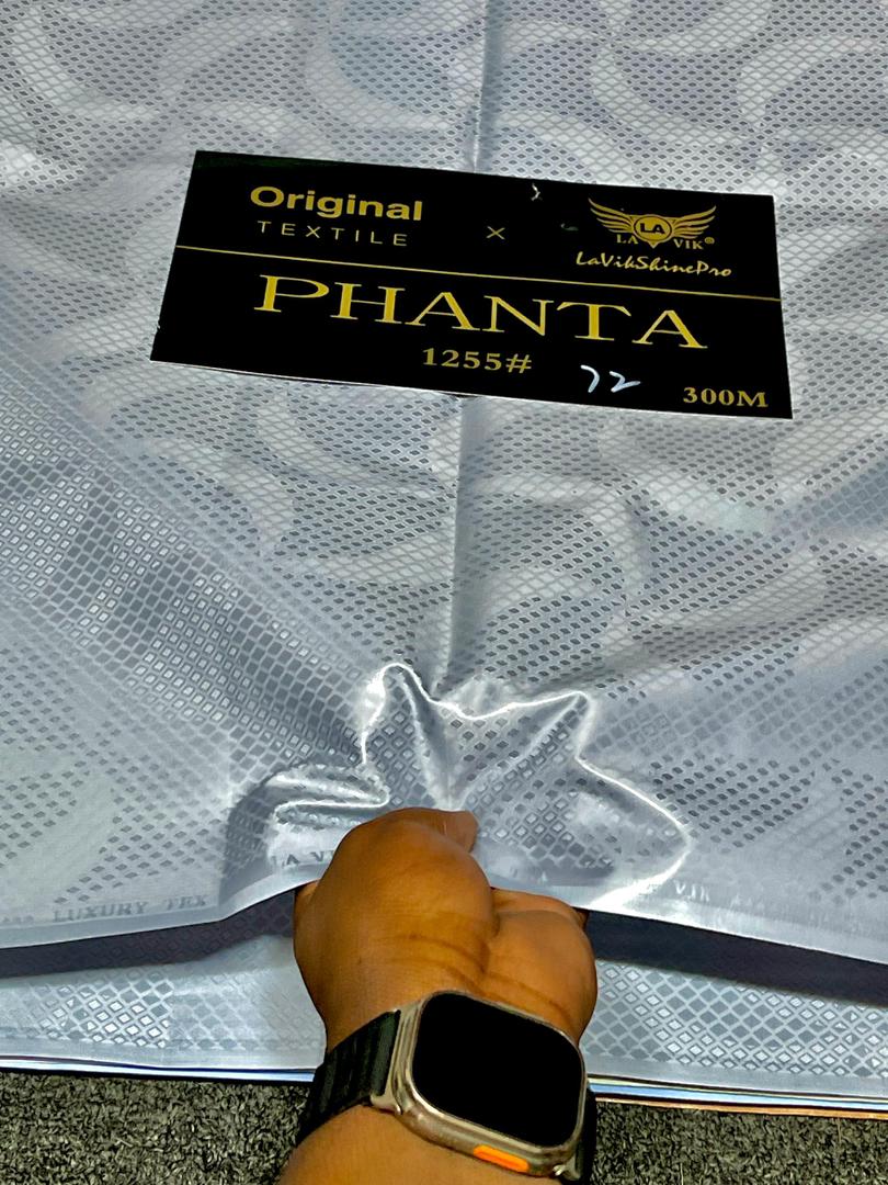Phanta Shadda
7k per yard ✂️
Delivery everywhere 🌍
DM or call 📞 08130414767