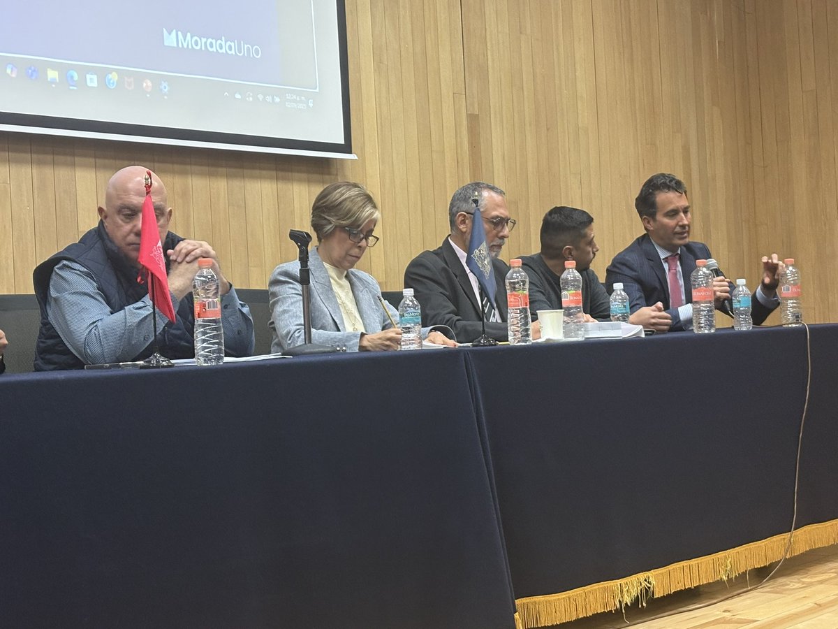 “La norma 26 tal vez fue mal vista porque se hablan de precios de otros conceptos, con el sobre precio de algunas amenidades, el compromiso es la densidad y agilidad en los trámites de permisos para la vivienda”, Roberto Garzón Jiménez, Presidente de 
<a href="/colegionotarios/">Colegio de Notarios CDMX</a>, en la Mesa