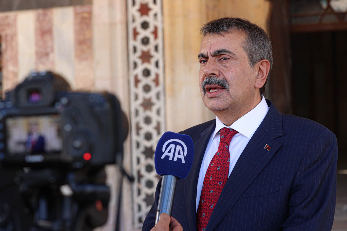 Millî Eğitim Bakanlığı (@tcmeb) on Twitter photo Millî Eğitim Bakanı <a href="/Yusuf__Tekin/">Yusuf Tekin</a>, Temaslarda Bulunmak Üzere Gittiği Suriye’nin Başkenti Şam’da Gerçekleştirdiği Görüşmeleri Değerlendirdi
“İki komşu ülkenin hukukuna yaraşır bir işbirliği yapacağız, dünyaya örnek olacak şekilde ilişkilerimizi geliştireceğiz.
Türkiye ile Suriye Millî Eğitim Bakanı <a href="/Yusuf__Tekin/">Yusuf Tekin</a>, Temaslarda Bulunmak Üzere Gittiği Suriye’nin Başkenti Şam’da Gerçekleştirdiği Görüşmeleri Değerlendirdi
“İki komşu ülkenin hukukuna yaraşır bir işbirliği yapacağız, dünyaya örnek olacak şekilde ilişkilerimizi geliştireceğiz.
Türkiye ile Suriye