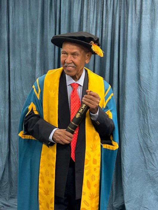 The renowned #Somali novelist Nuruddin Farah received an honorary doctorate from SOAS University of #London.