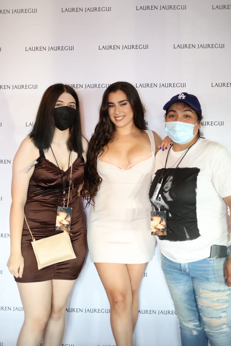 chloeee913's tweet photo. @LaurenJauregui I MISS YOUUUU 😭😭💓🥰✨️ https://t.co/zGjFGaJLxT