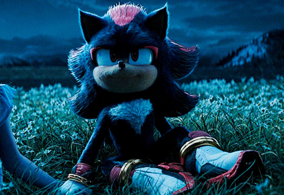 Sonic1News's tweet photo. Happy 61st birthday to Keanu Reeves, the actor of Shadow the Hedgehog! Hope you have a great birthday. 🖤❤️

#SonicMovie3 #SonicMovie4 https://t.co/qdLO6eqeMu