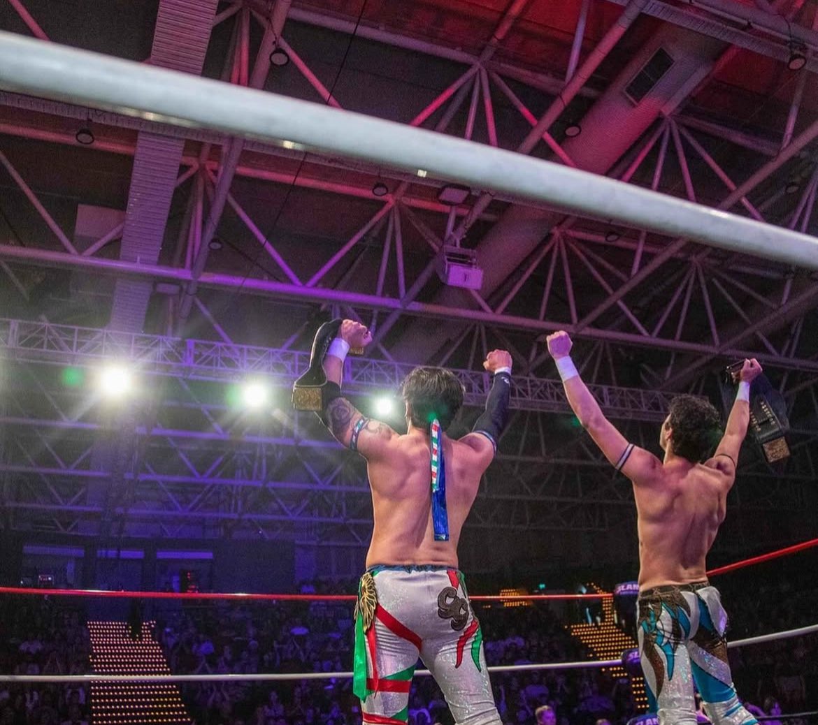 StaticPatterns's tweet image. What a night. After so much hard work, we’ve finally did it again, @MThunderSoA. Tag champs. Like it was always meant to be