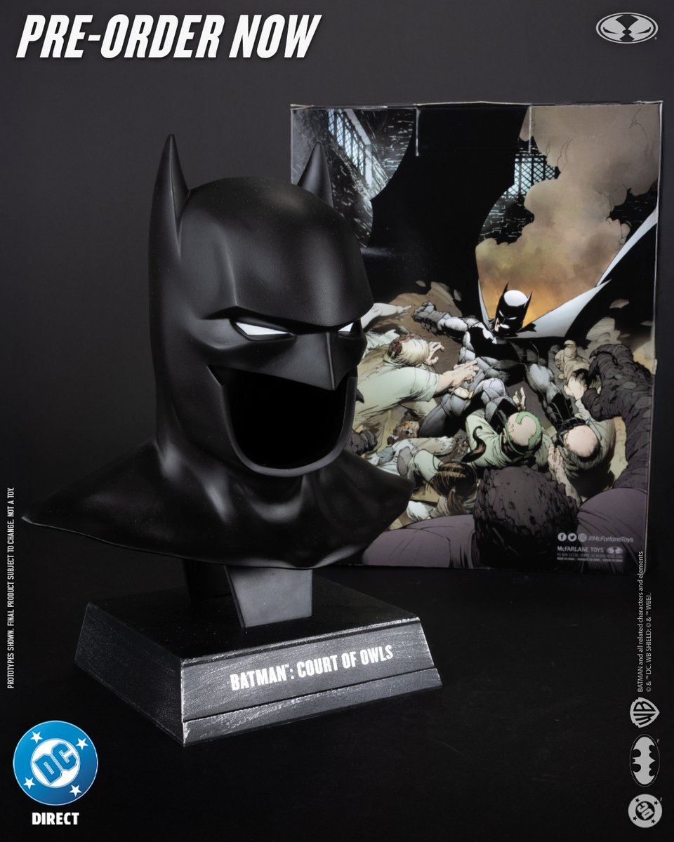 mcfarlanetoys's tweet image. Batman™ 1:3 Scale Cowl Replica based on the Batman: Court of Owls comic is available for pre-order NOW at select retailers!
➡️ bit.ly/BatmanCourtOwl…

Stands approximately 7" TALL and includes a display stand.  

#McFarlaneToys #DCDirect #Batman #CourtOfOwls #DCComics