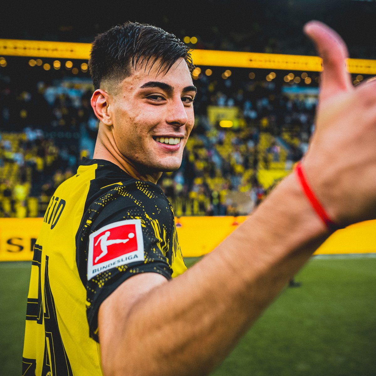 Aarón Anselmino vs Union Berlin 🇦🇷

Minutes Played: 76' ⏱️
Tackles: 2/2 (100%) ⚔️
Pass Accuracy: 93.6% 🎯
Clearances: 5 🚫
Impact: Yes 👍
