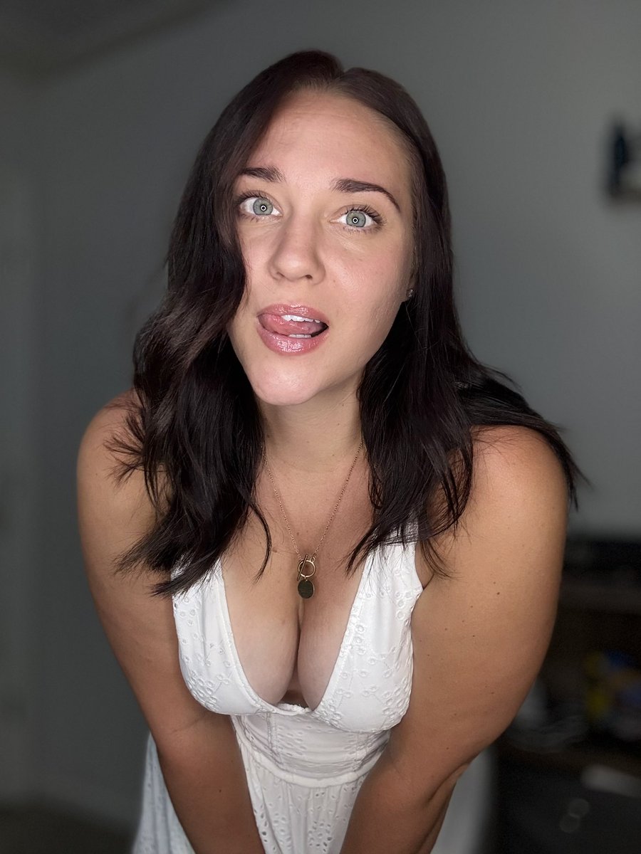 Want my number ? DM me for my special rate 😍